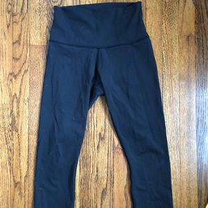 Black lululemon cropped wunder under luxtreme - 6